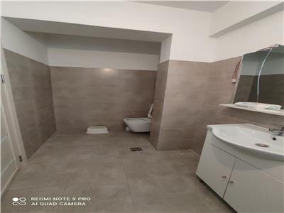 APARTAMENT CU 3 CAMERE DECOMANDAT + GRADINA