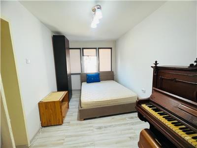 Apartament cu 2 camere, Centru/Lapusneanu, decomandat, curat si spatios