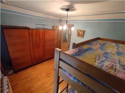 Apartament cu 4 camere, decomandat, in Frumoasa